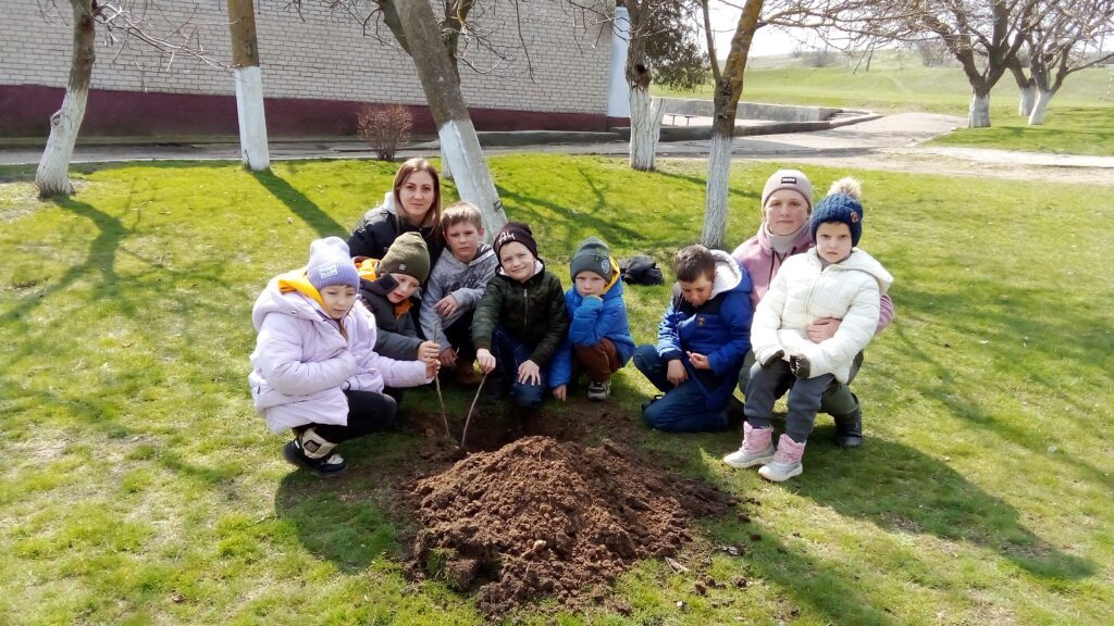 Міжнародна акція " Посади дерево"